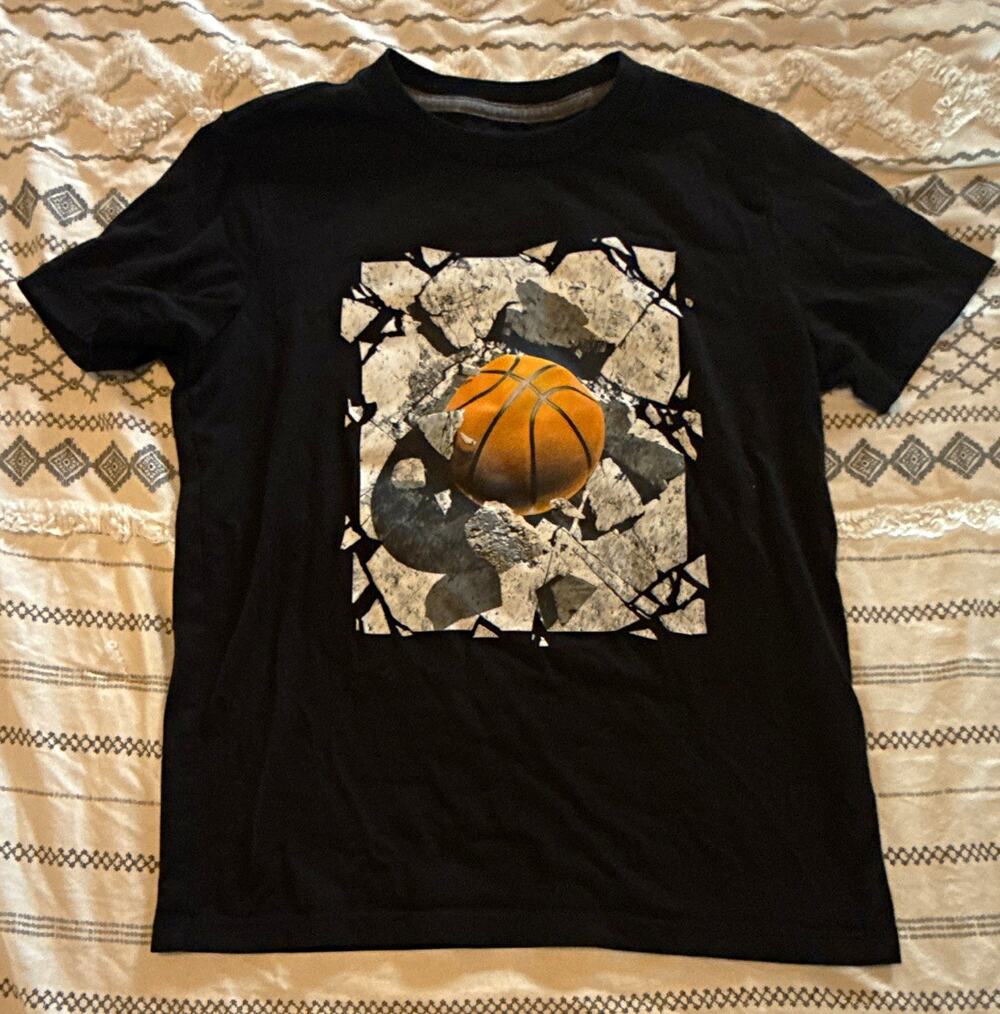 Old Navy Boys Basketball Graphic Crew Neck T-Shirt Black L (10-12)